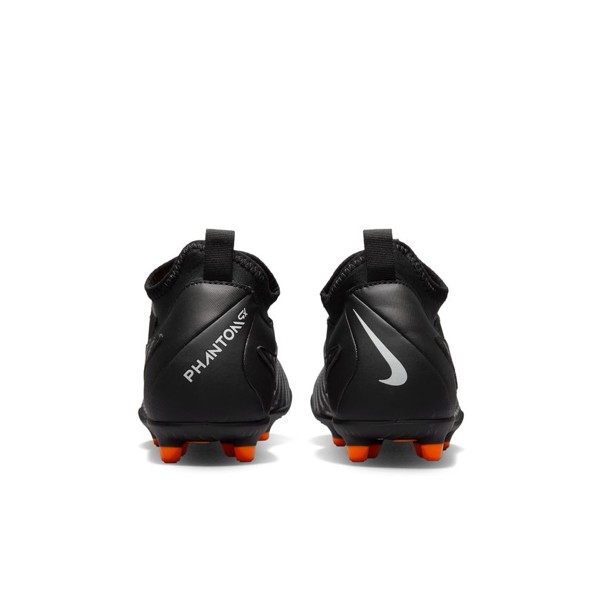 Nike Junior Phantom GX Club Dynamic Fit FG - Black/White/Dark Grey Youth Footwear Closeout Black/White/Dark Smoke Grey Youth 1.5 - Third Coast Soccer