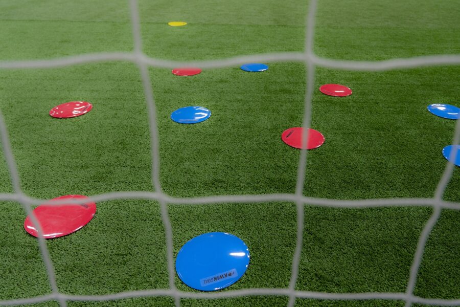 KwikGoal Flat Round Markers (Pack of 10) Coaching Accessories - Third Coast Soccer