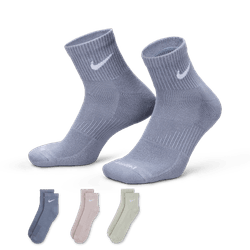 Nike Everyday Plus Cushioned Ankle Socks Socks   - Third Coast Soccer